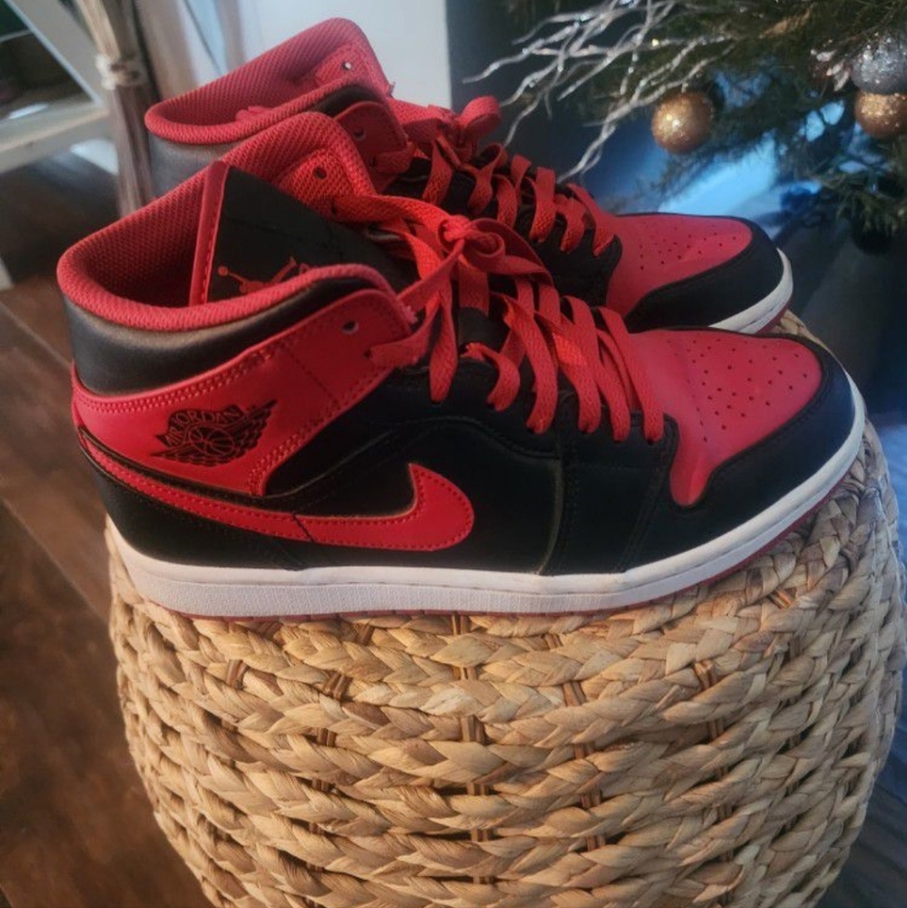 Nike air jordans